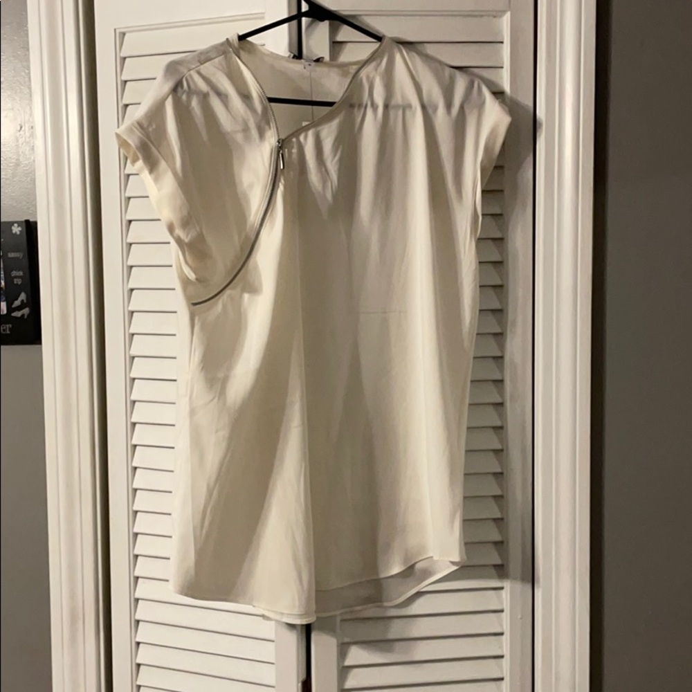 Never been worn express top